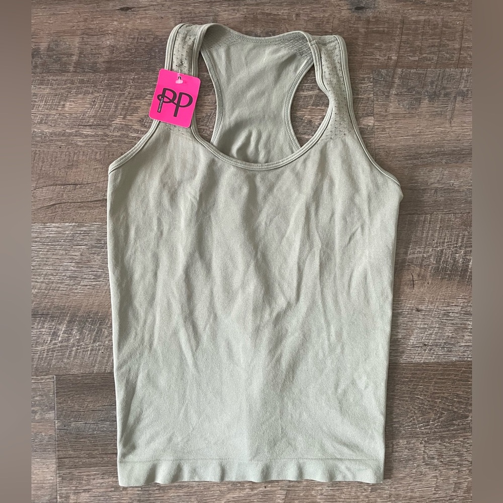 Pretty Polly Activewear Workout Tank Top Size S/M NWT